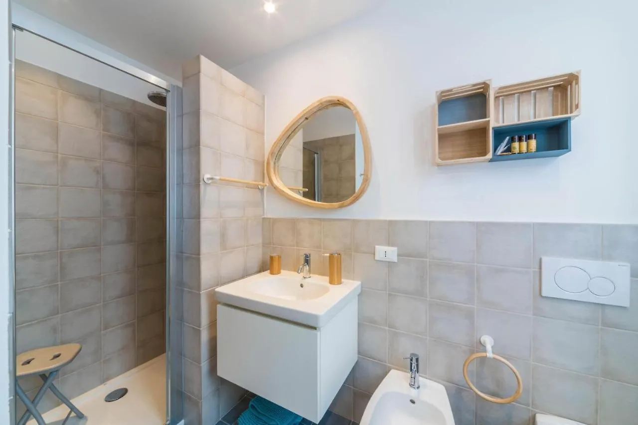 Casa Royale Appartamento Acqua Lierna 0*,  Italia